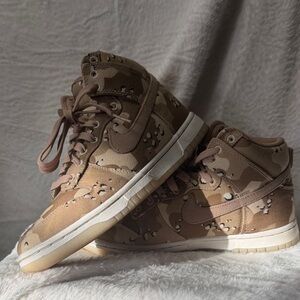 Nike AF1 High Desert Camo Sneakers 7w Excellent Condition worn 1 time No box